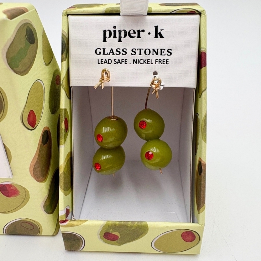 🔹️ Piper ▪︎ K 🔹️Viral Martini  Olive glass stone dangle earrings  ✨️🫒 - Picture 3 of 5